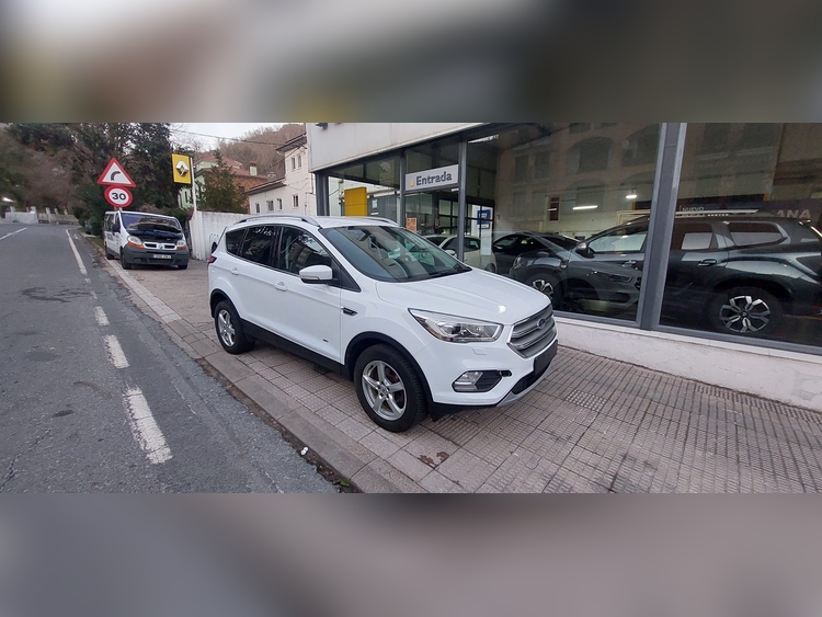 Ford Kuga 150cv 4x4 foto 11